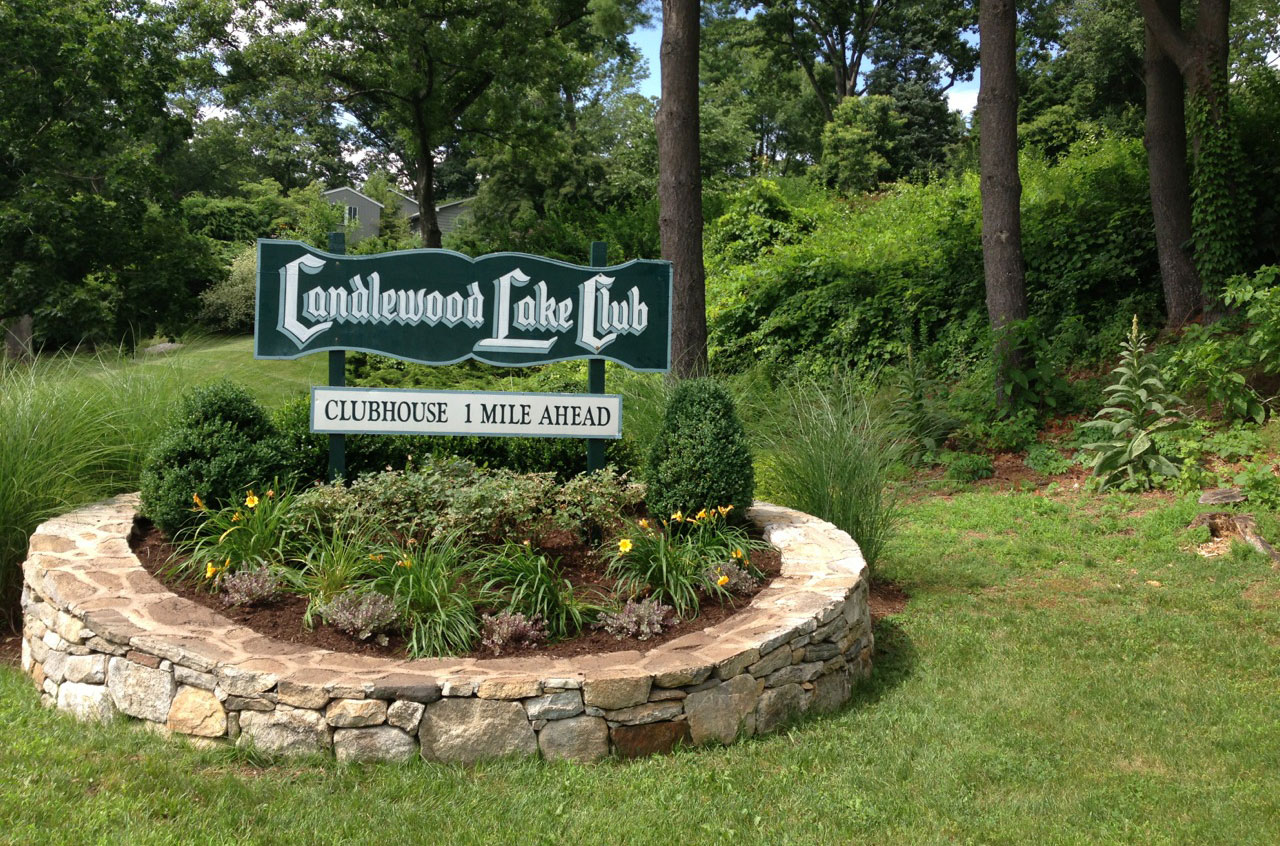 Candlewood Entrance